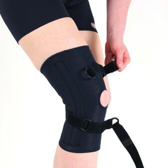 RAFYS KNIEBRACE / PATELLABRACE MET KRUISBANDEN